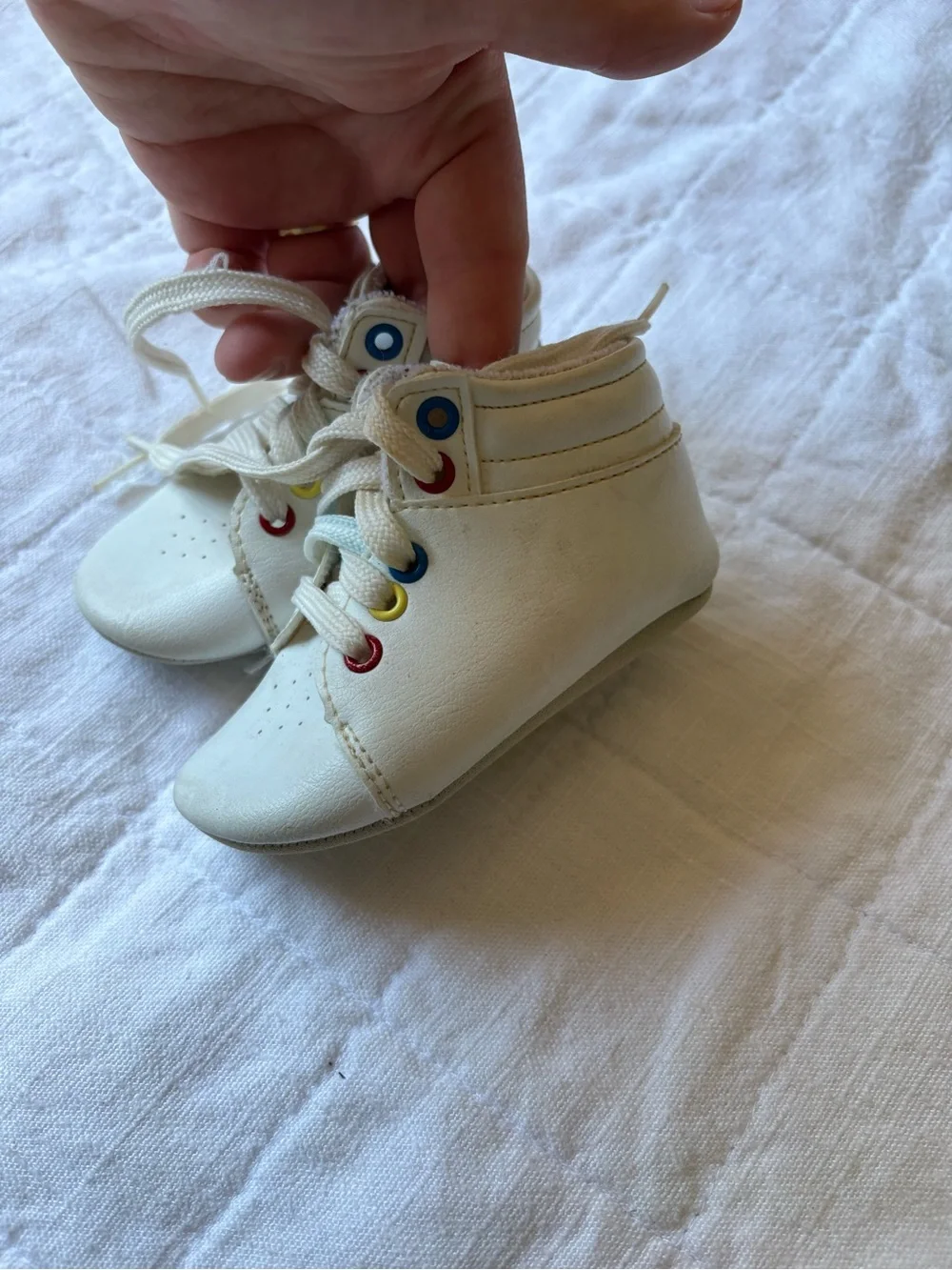Vintage Wee Kids White Leather Lace-Up Shoes with Multicolor Eyelets Baby 3